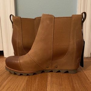 Sorel Joan of Arc wedge NWT